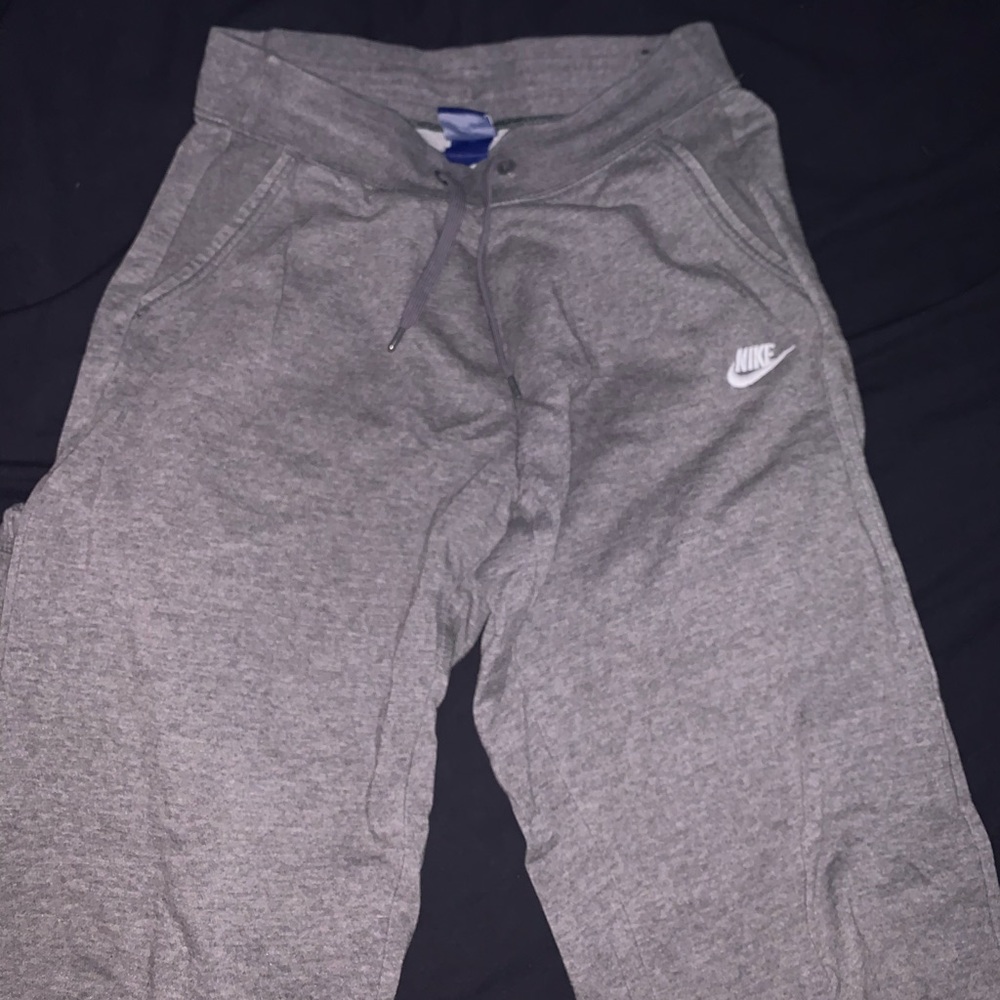 NIKE JOGGERS